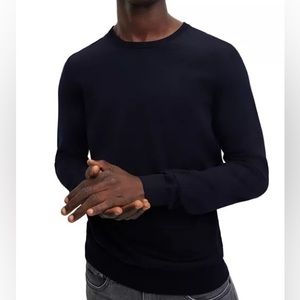 HUGO BOSS Wool sweater. Front pocket. Wool. Dark Gray. Excellent Cond. Slim fit